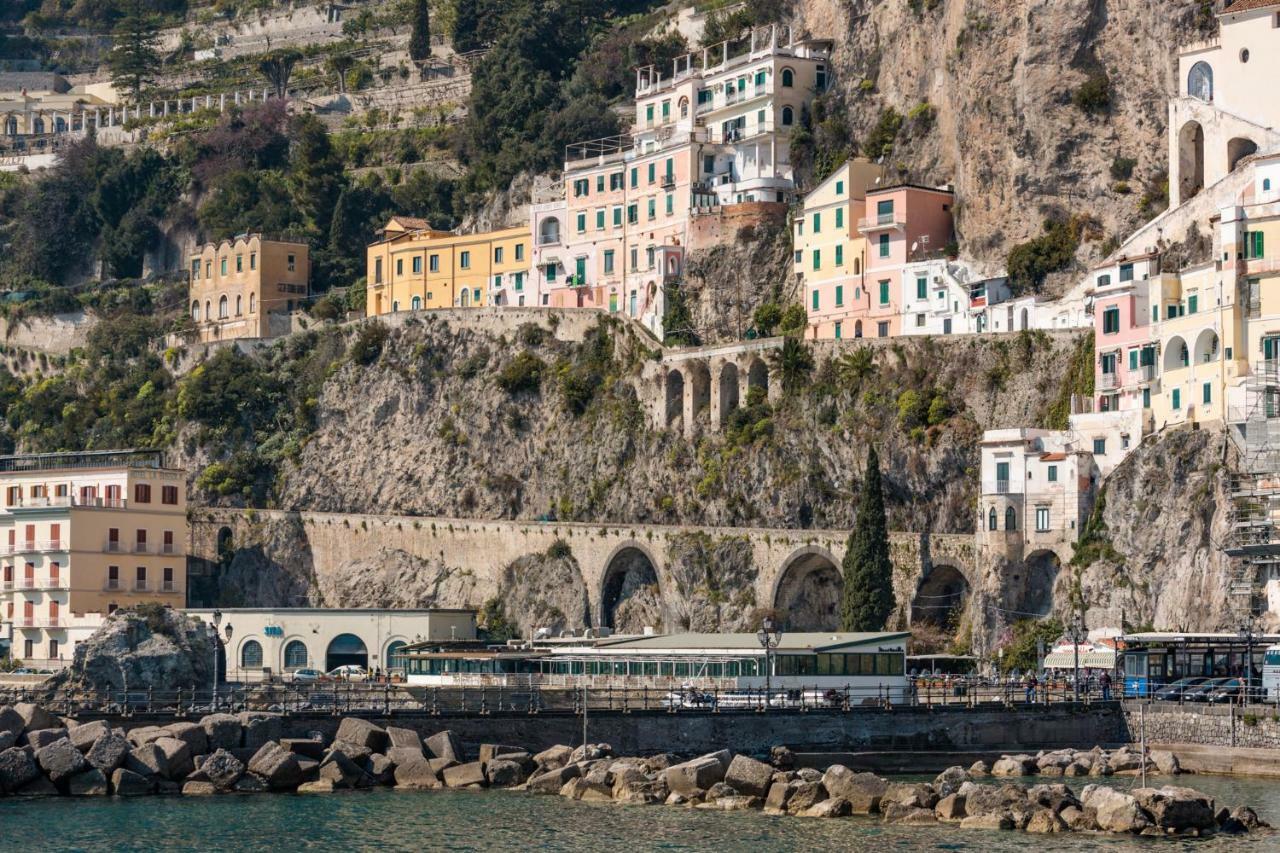 Dimore De Luca- Sea View Amalfi Exterior photo